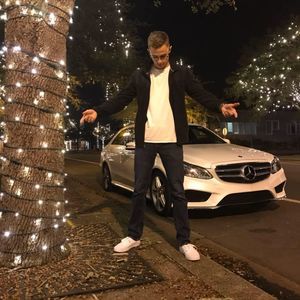 Meet your Posher, Hunter